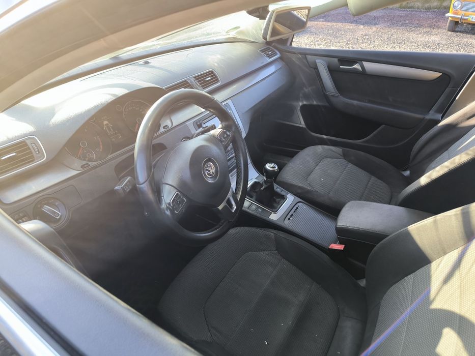 Volkswagen Passat 2011рік 2.0дизель