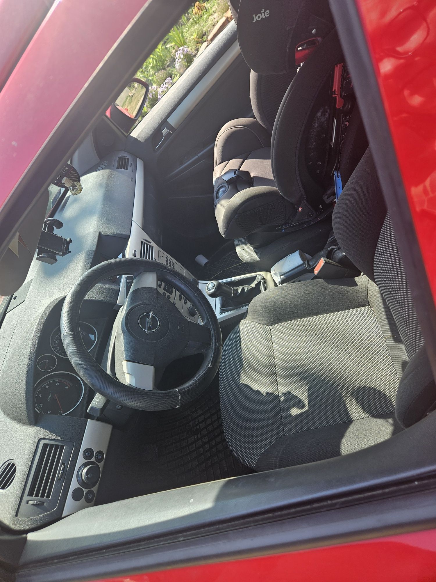 Srzedam Opel Astra H