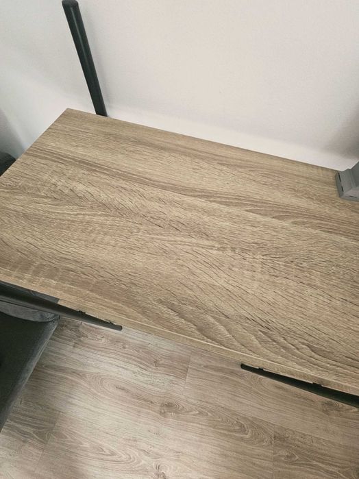 Regał na ksiązki JYSK