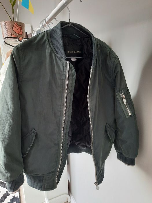 Продам куртку на хлопчика