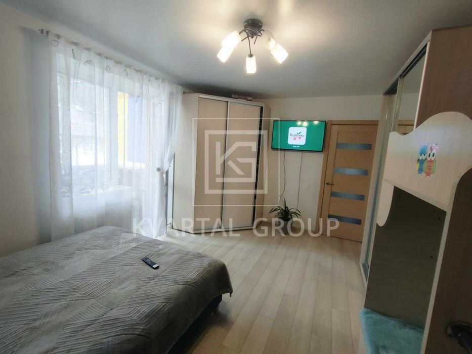 БЕЗ КОМІСІЇ! світла Однокімнатна квартира з ремонтом. ПОКРОВСЬКИЙ парк