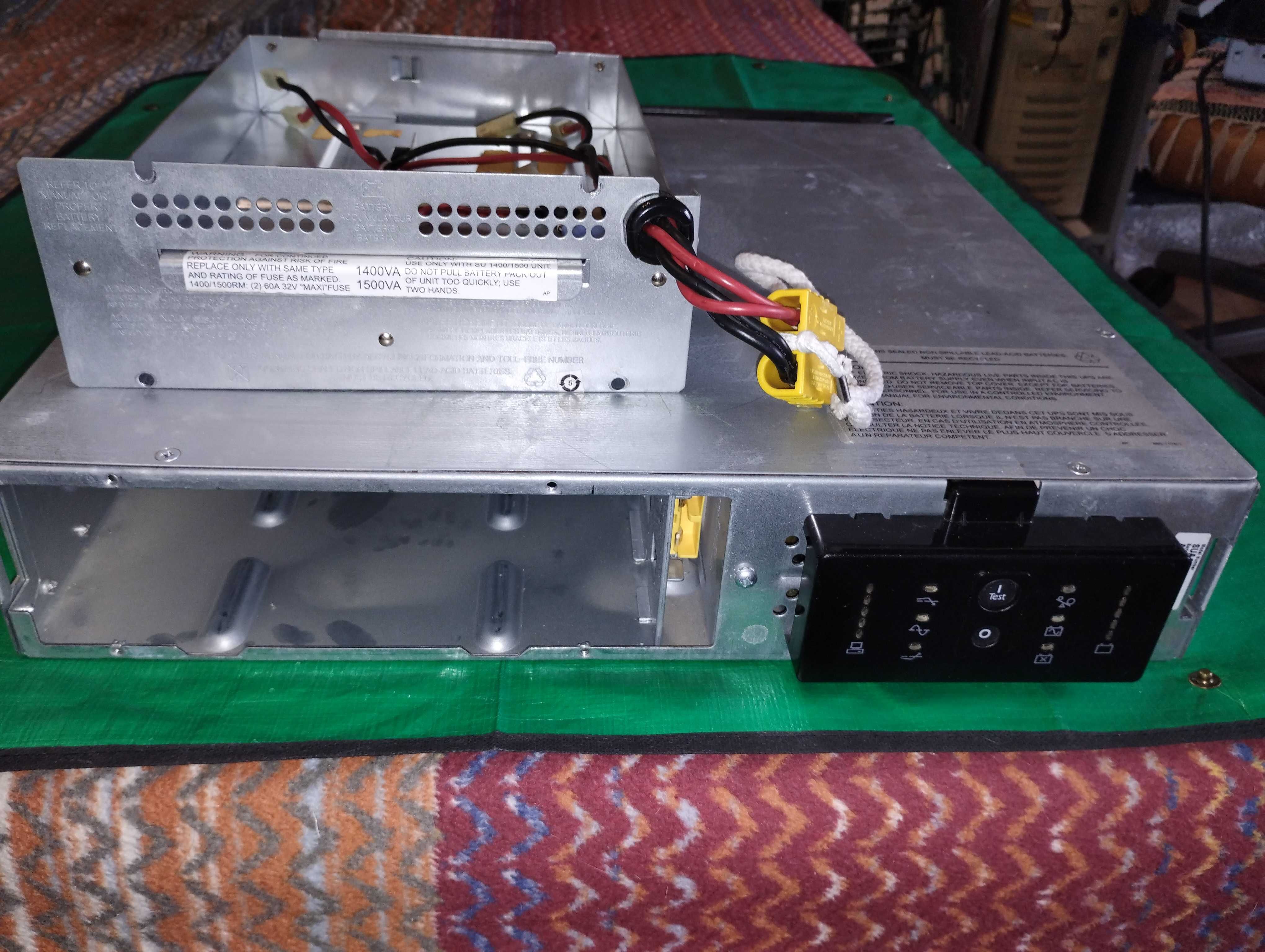 Безперебійник  APC Smart UPS SUA1500RMI2U