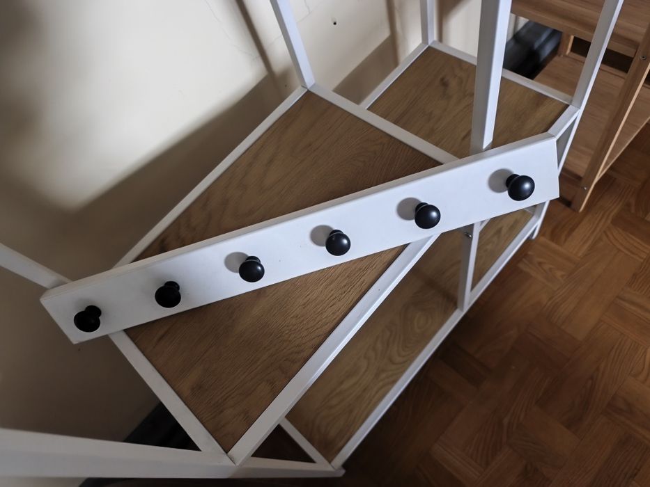 Wieszak Ikea z serii Hemnes