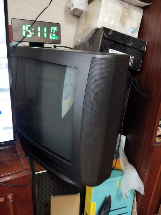 Продам телевизор Самсунг и горизонт белорусского производства