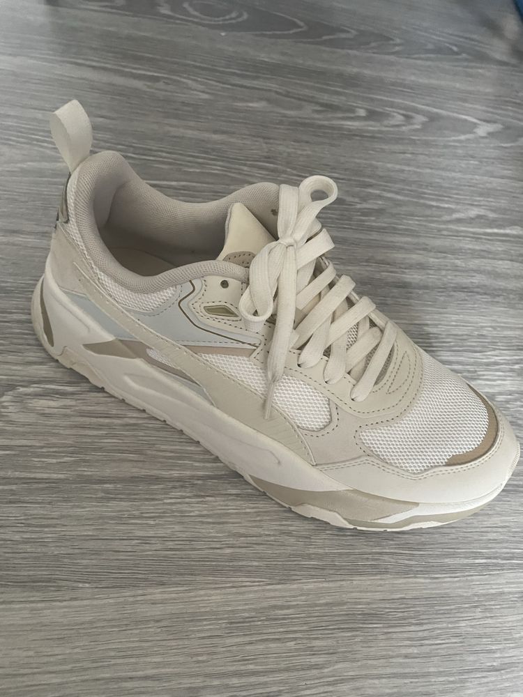 Продам кросівки Puma