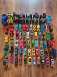 Samochodziki Hot Wheels 67szt.