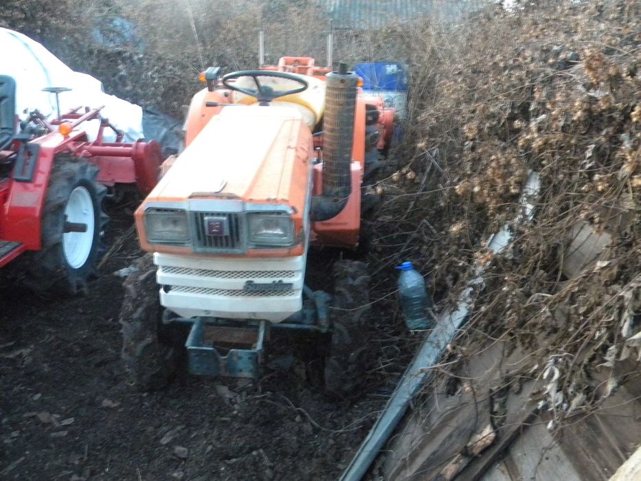 японский мінітрактор кубота ZB  17