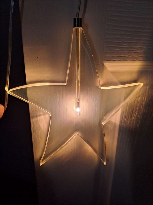 Gwiazda świecąca z IKEA. Nowa