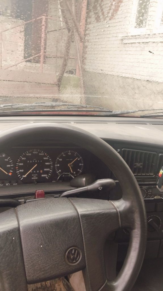 Продається Passat B3 1.8 Інжектор на ходу