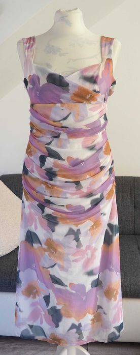 ASOS_wizytowa sukienka z siateczki w kwiaty_drapowana_rozmiar 40