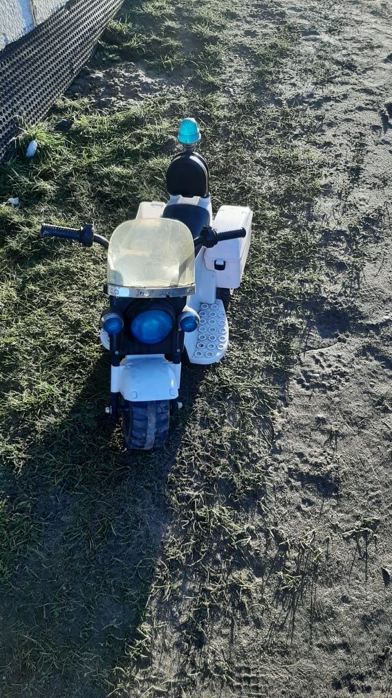 Motor elektryczny