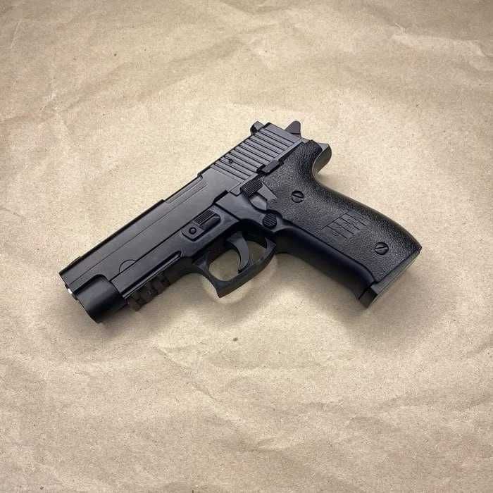 Металевий пістолет Cyma Original — Sig Sauer P226