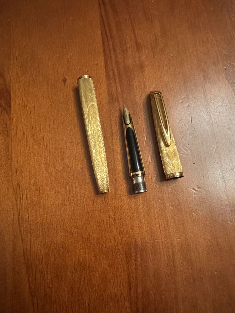 Caneta Waterman C/F em ouro