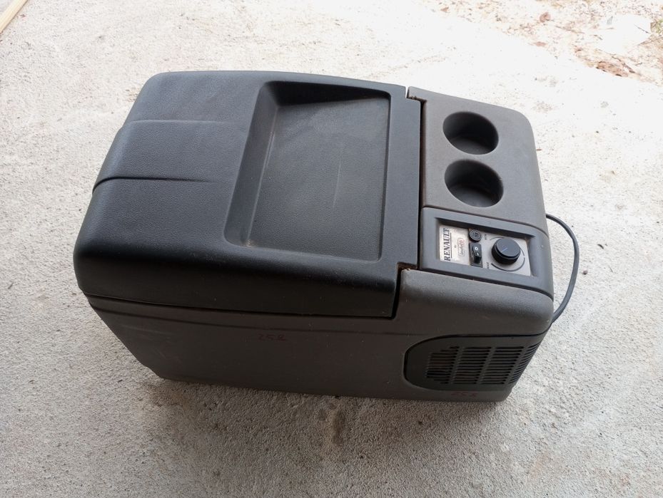 Frigorífico camião/ caravana  12vlt 24vlt 220vlt 12vt 24vt 220vt