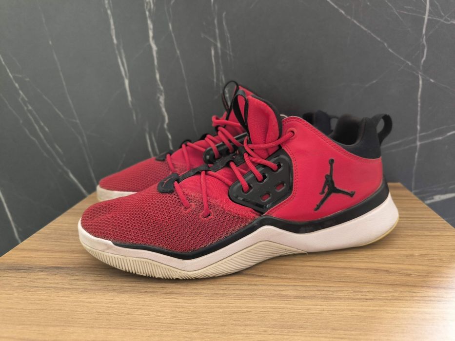 Oryginalne NIKE JORDAN 44,5 DNA buty męskie czerwone
