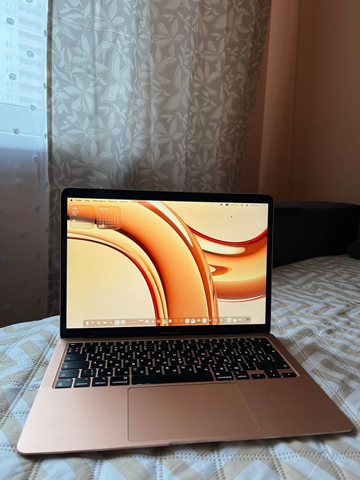 Macbook Air M1 8/256 Gold (A2337)