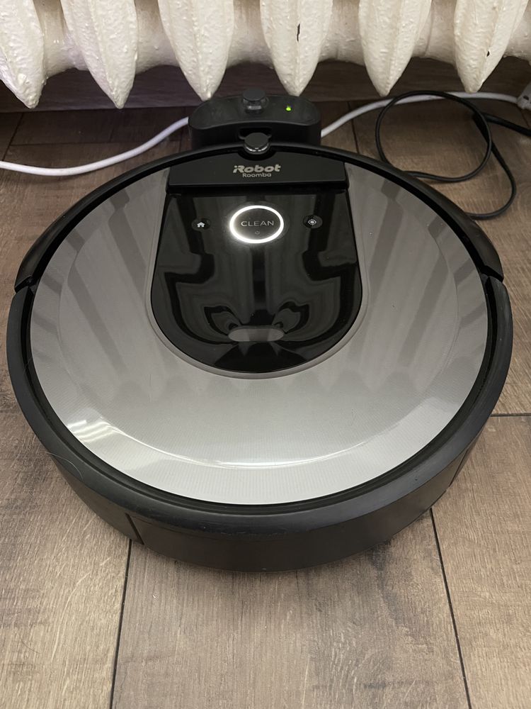 iRobot i7 - kpl sprawny