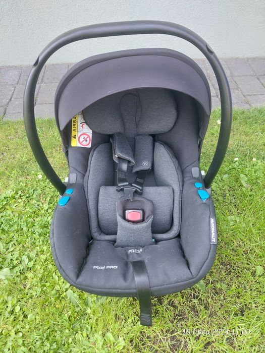 Fotelik łupina avionaut pixel pro