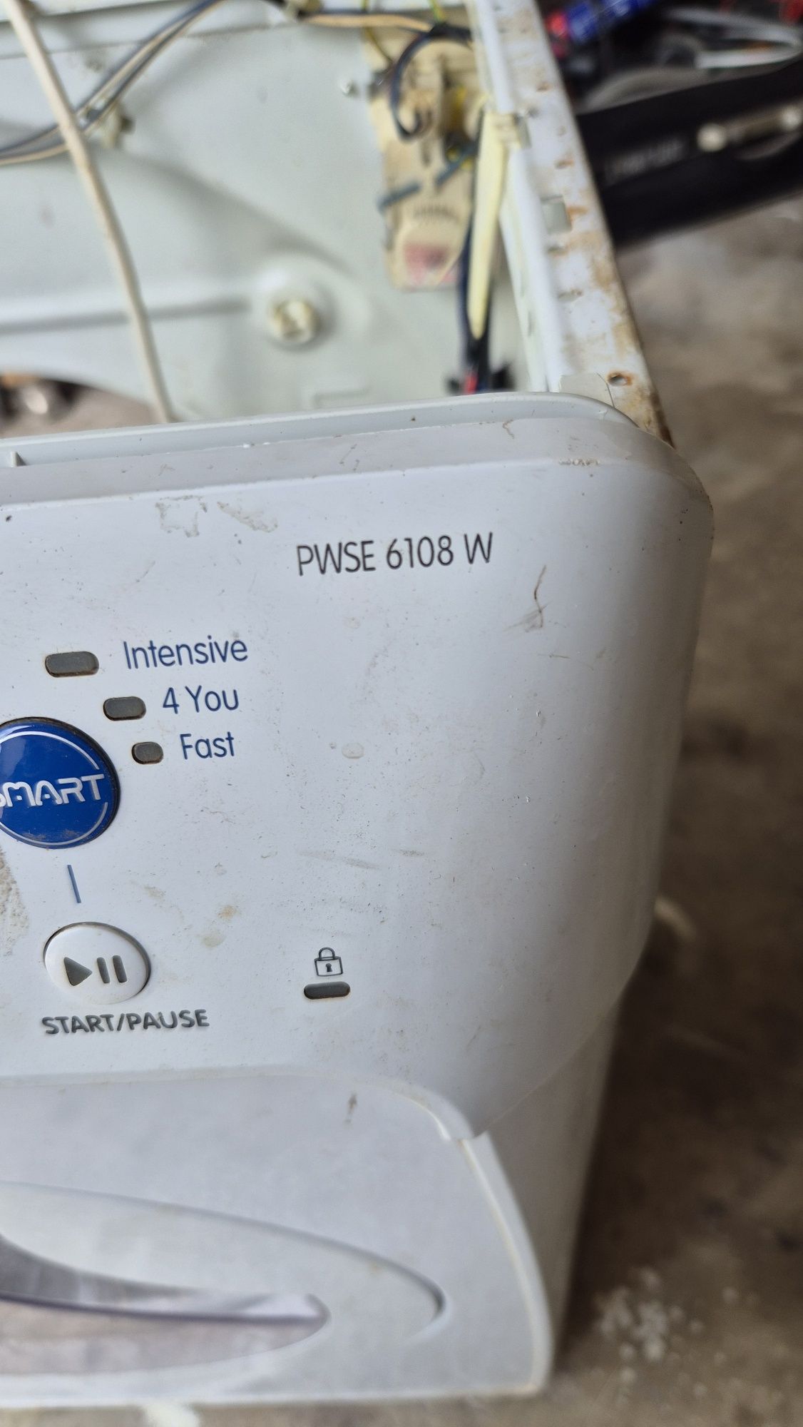 Запчасти от стиральной машинки Indesit модель pwse6108w