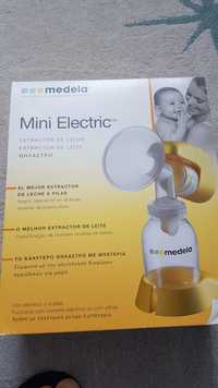 Laktator Medela Mini Electric + butelki+ woreczki na mleko