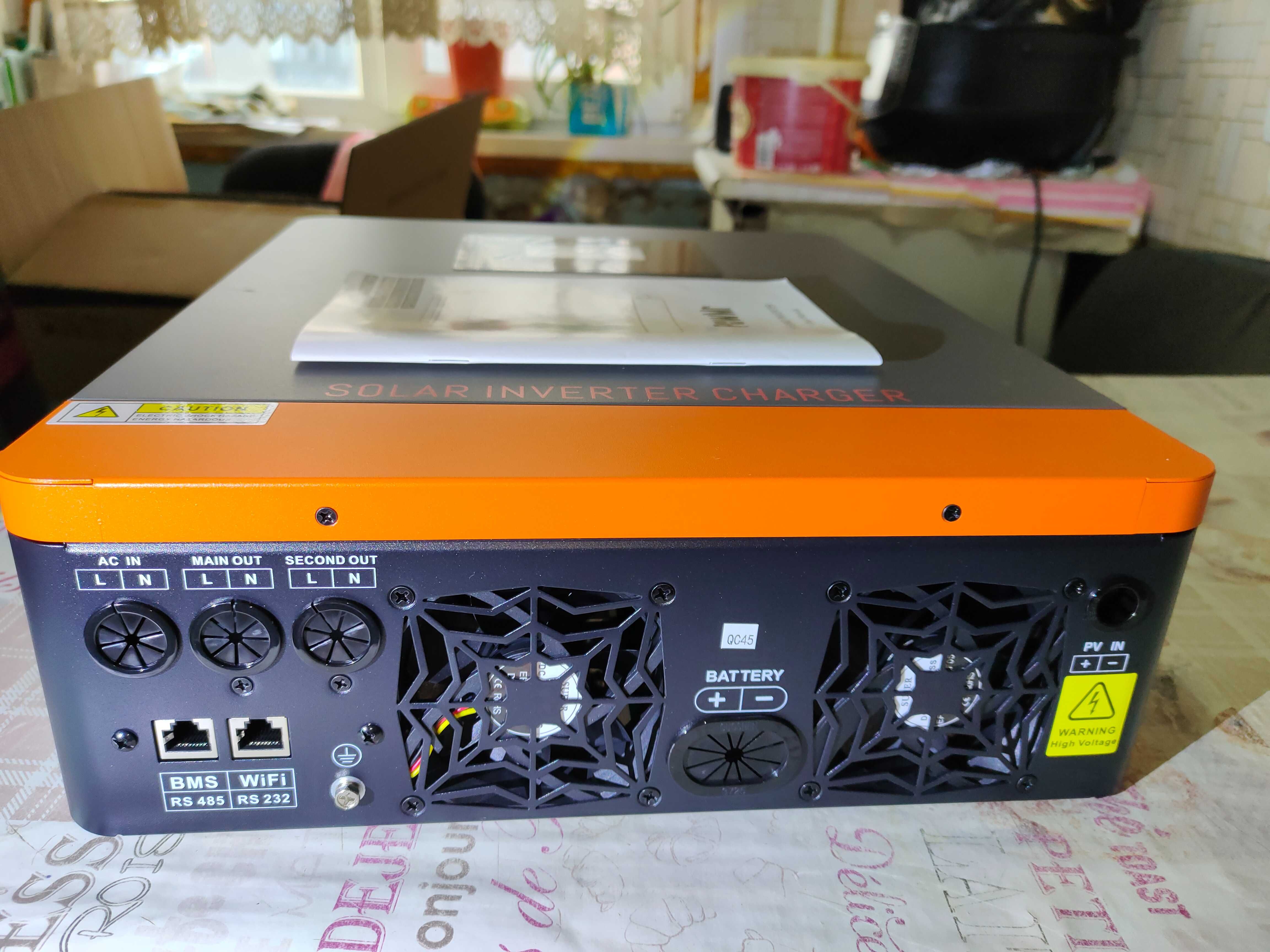 Продам Гібридний інвертор 4,2 кВт 220В 24В Powmr