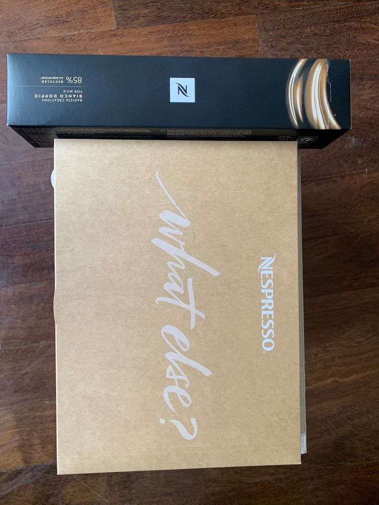 Maquina Cafe Nespresso Vertuo Plus