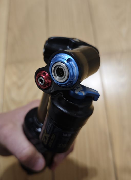 Damper Fox float x2 factory kashima 205x65