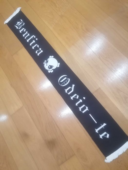 Cachecol Anti Benfica novo C009
