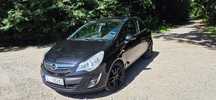 Opel Corsa 1.4 74 kW • 2011 • 3 drzwi • Czarny metalik • Fabryczny bagażnik rower