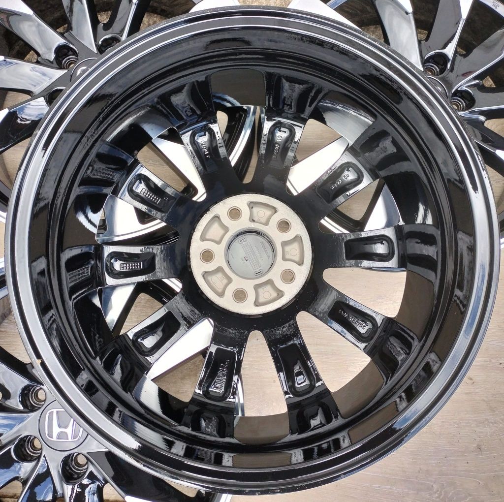 Felgi aluminiowe Honda Accord Civic CR-V HR-V 7x18 ET50 5x114,3