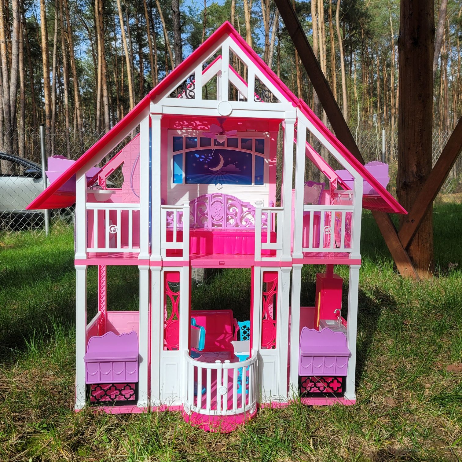 Duży domek Barbie z windą i mebelkami, Barbie