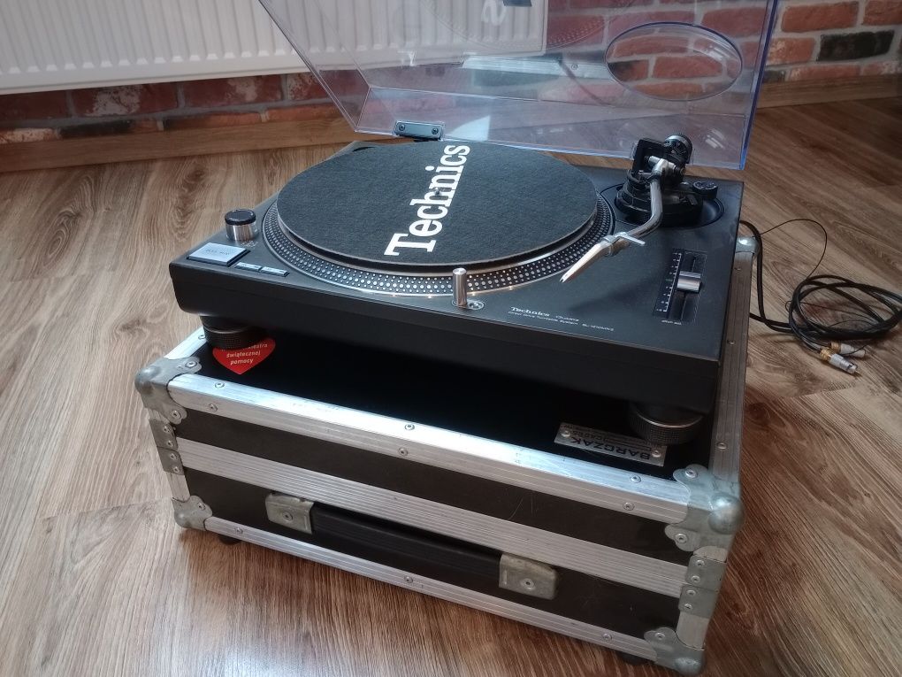 Technics SL1210 MK2 +Ortofon + Case , SUPER STAN