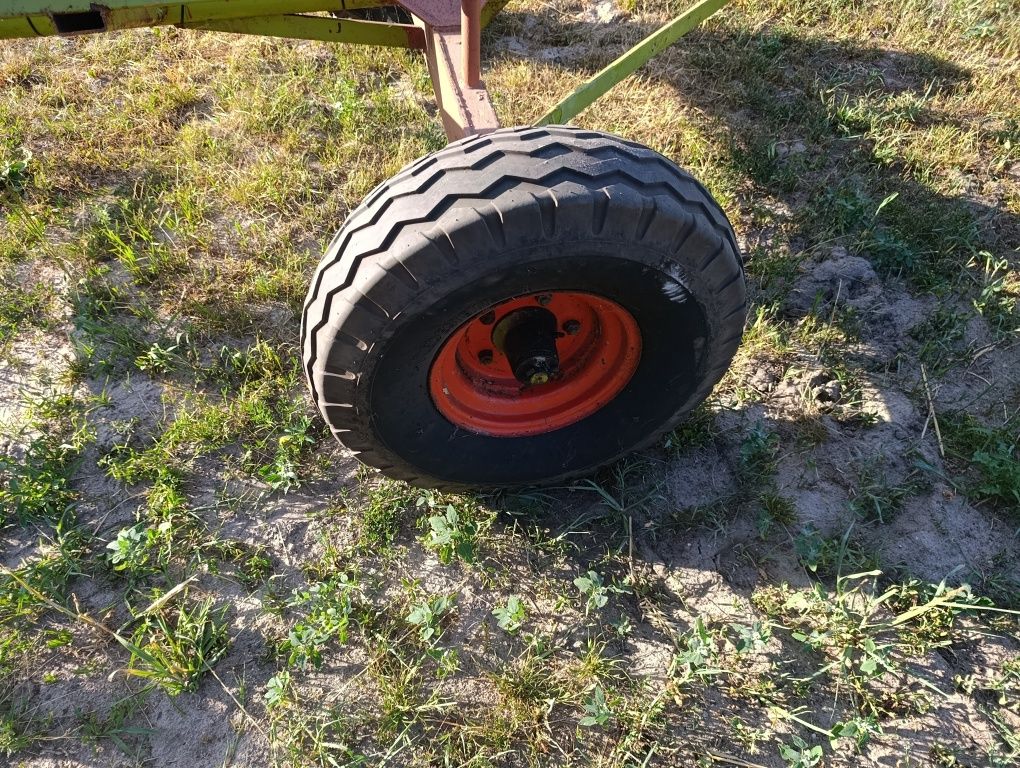 Wózek hedera Claas Dominator