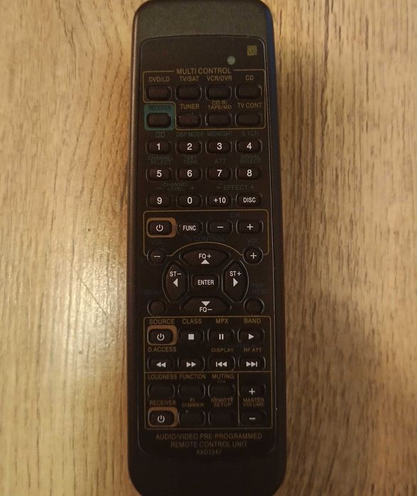 Amplituner Pioneer VSX-609RDS + Pilot