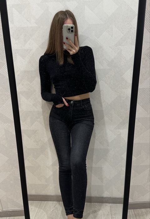 Джинси skinny чорного кольору