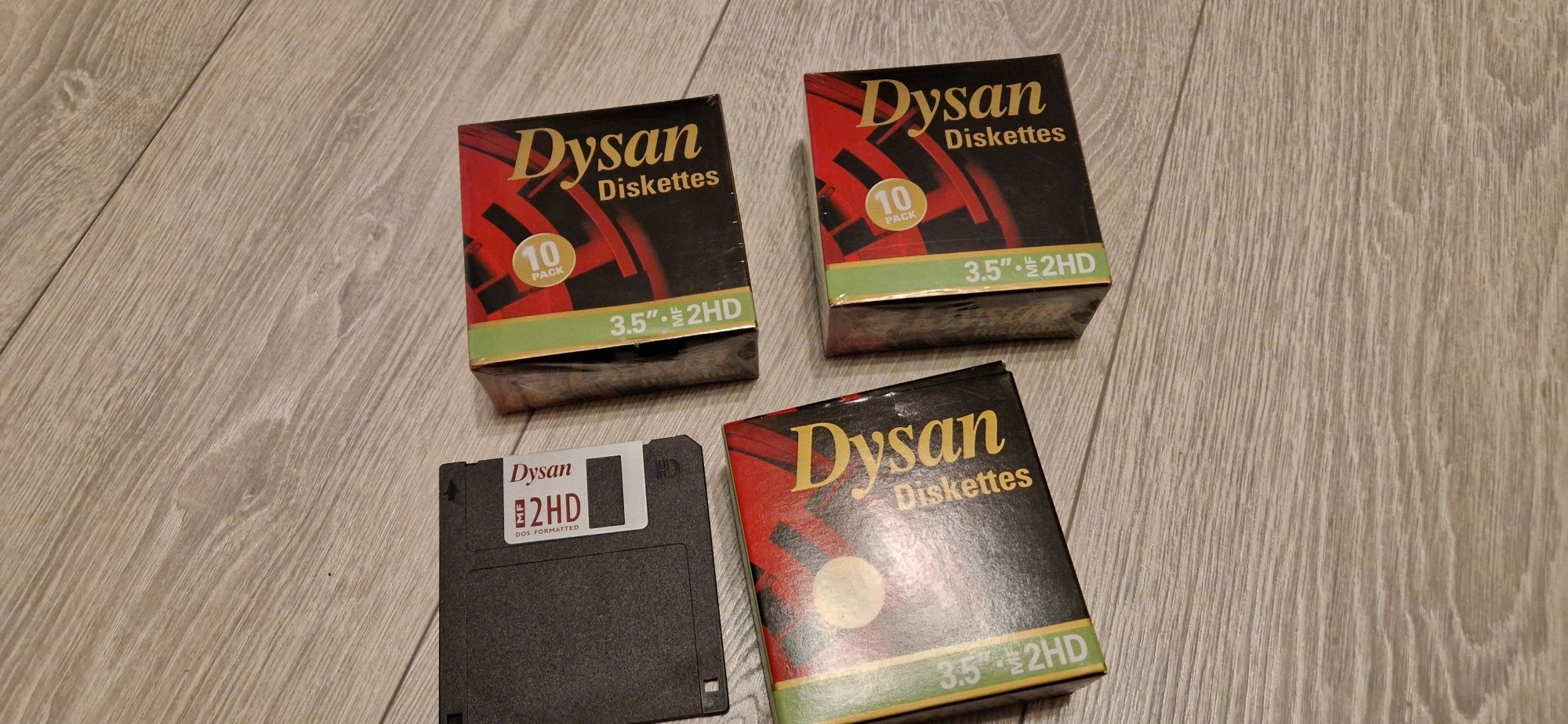 Dyskietki Diskettes 31 sztuk NOWE