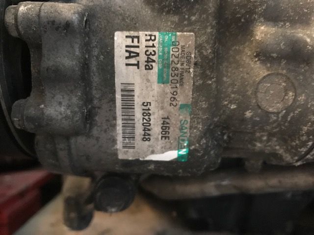 Compressor de AC Alfa Romeo Mito 1.6 JTD .6 JTD