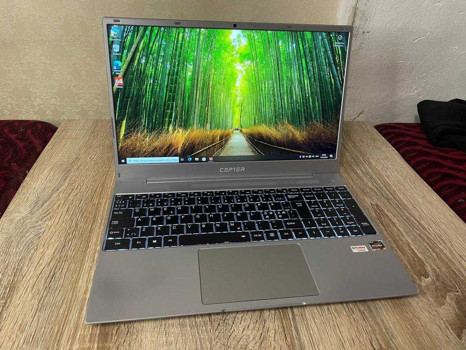 Cepter NS1AR | Ryzen 5 4500U • 8GB DDR4 • Vega 5 • 256GB SSD • FHD •