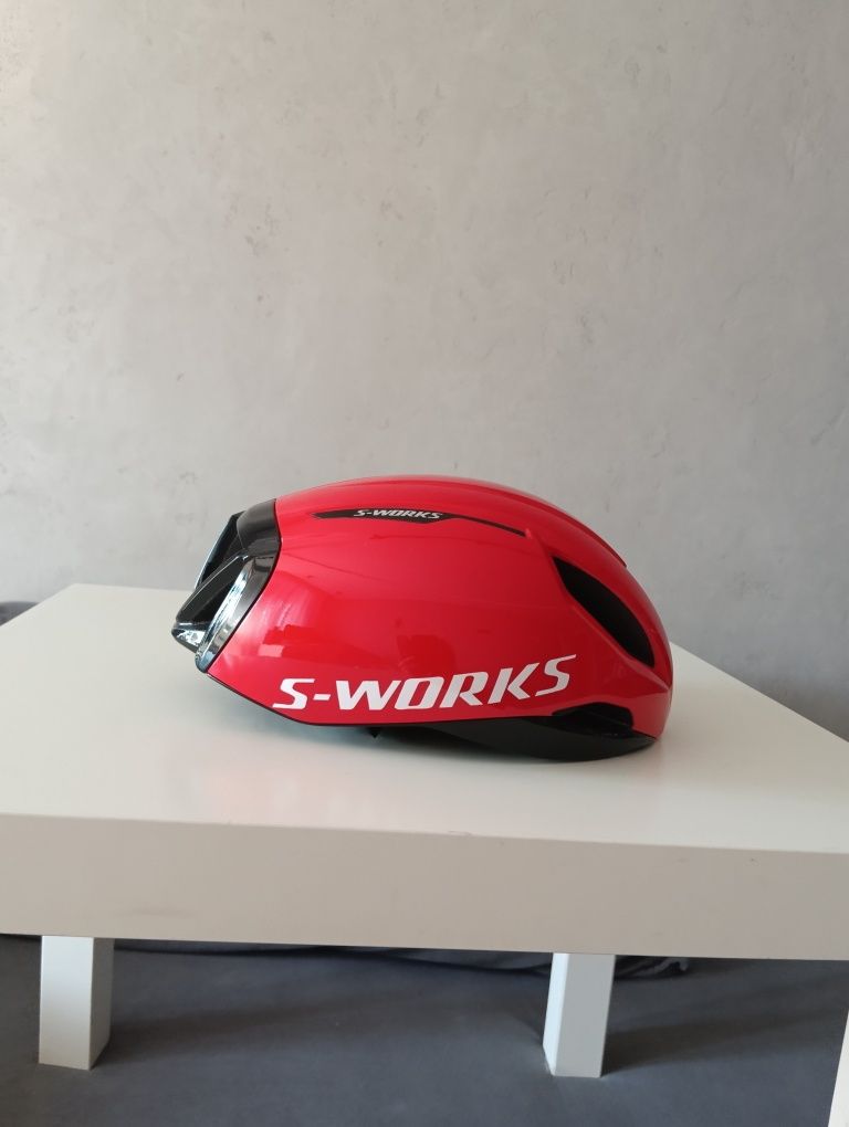 Specialized S-works evade 3 red новый велосипедный шлем