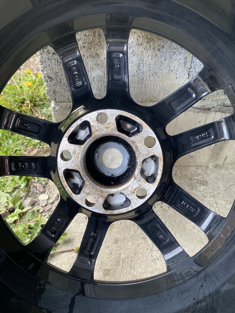 Продам диски 5.120 R16 з літньою ризиною 205/55R16