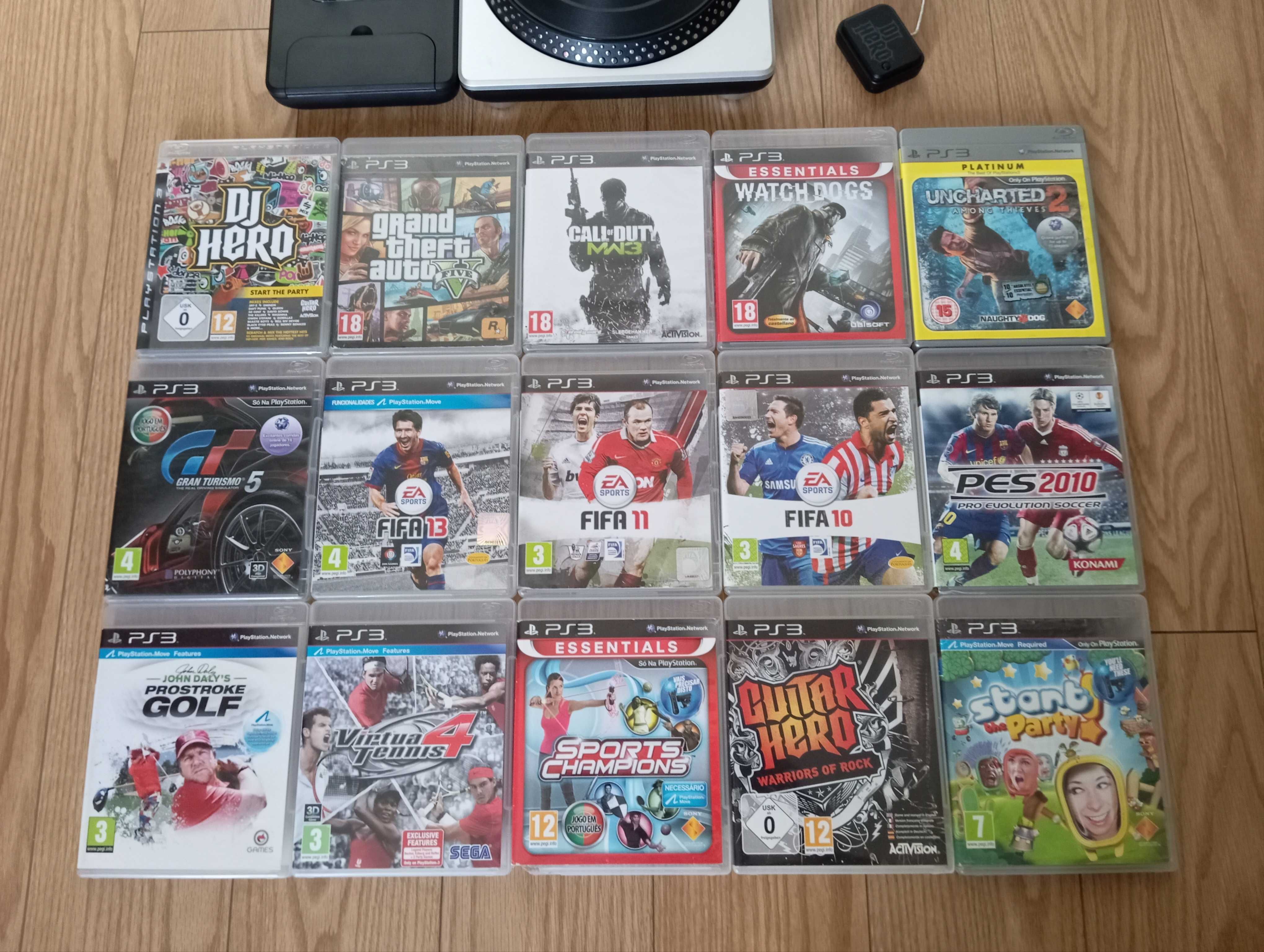 PS3 super slim 500GB vermelha, PlayStation 3, comando, DJ Hero e jogos