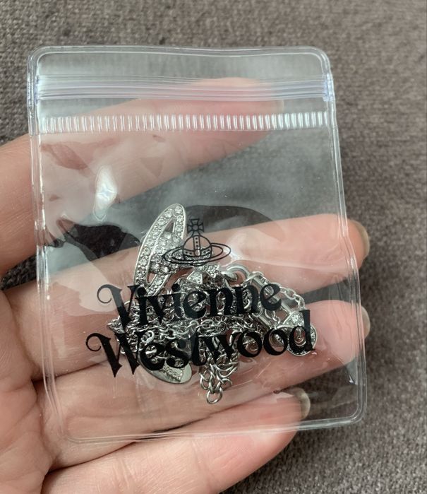 Підвіска Vivienne Westwood