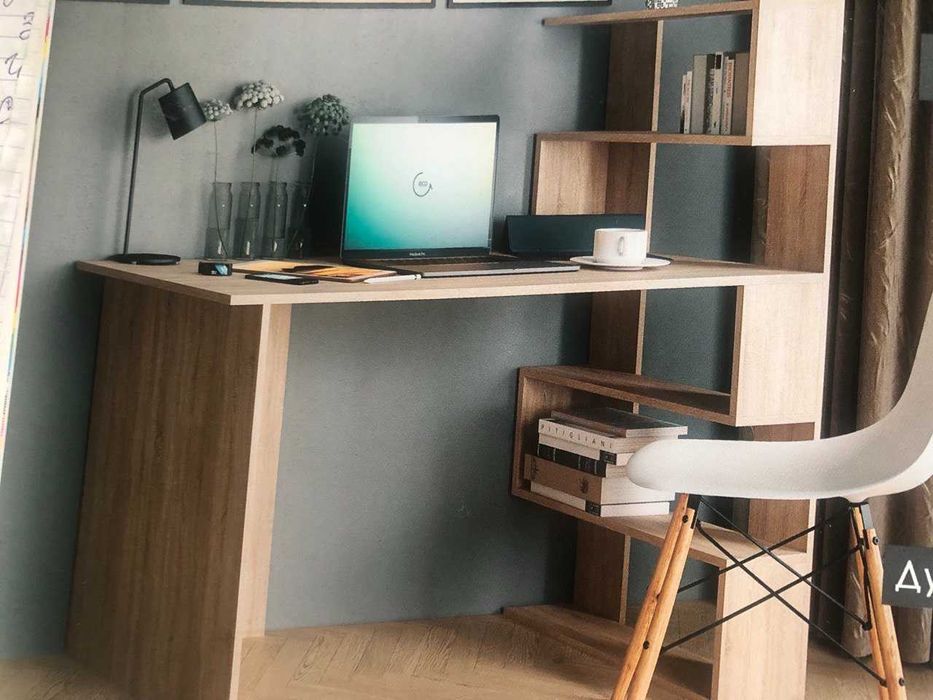 стіл комп'ютерний