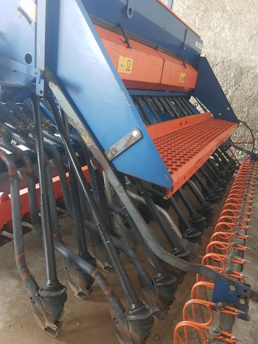 Zestaw uprawowo siewny 3 m  Kuhn + siewnik Nordsten