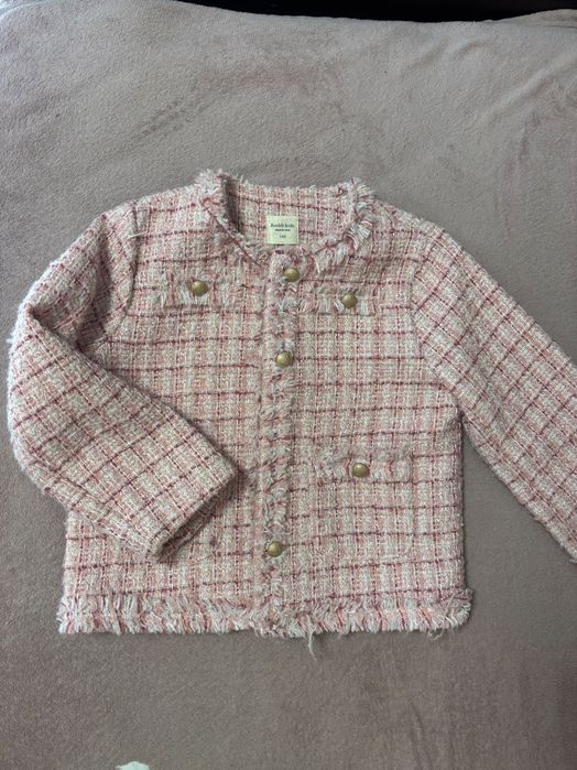 Піджак на дівчинку 140