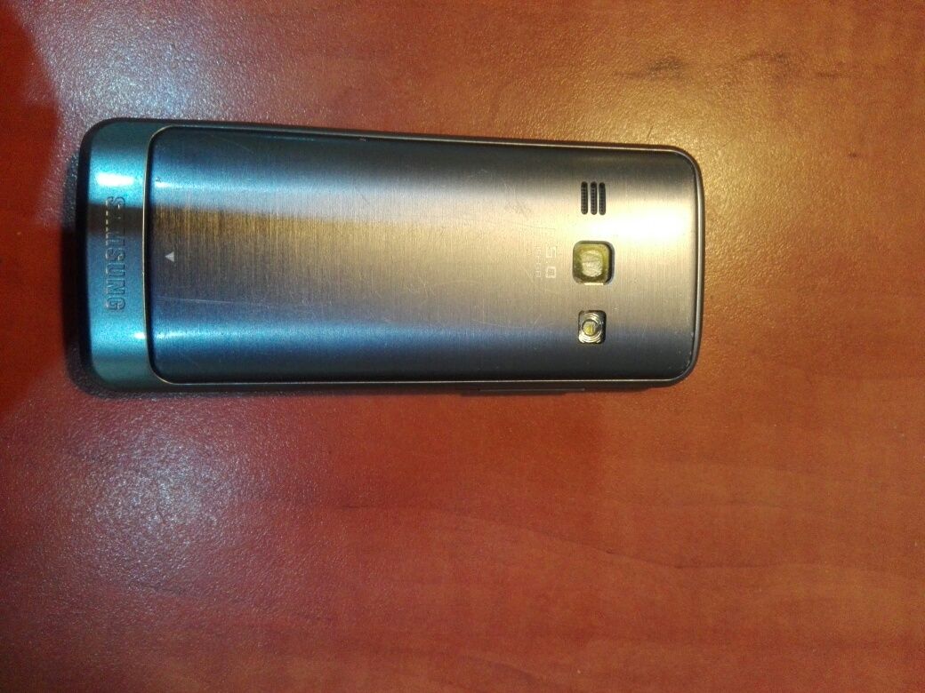 Samsung GT-S5611