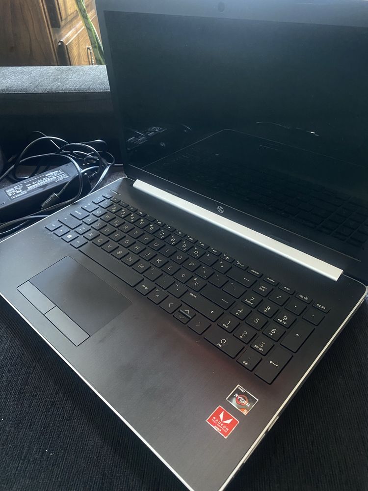 Vendo portatil hp