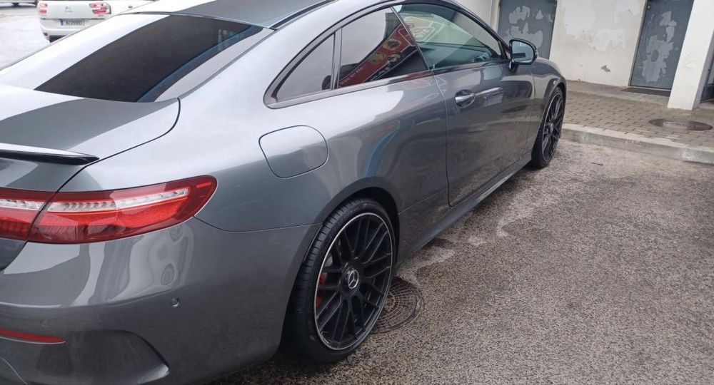 Mercedes-Benz E220 Coupé AMG 9-G Tronic 111.000Kms