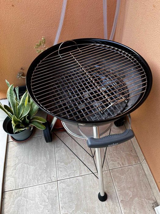 Churrasqueira Weber 47 cm com Capa
