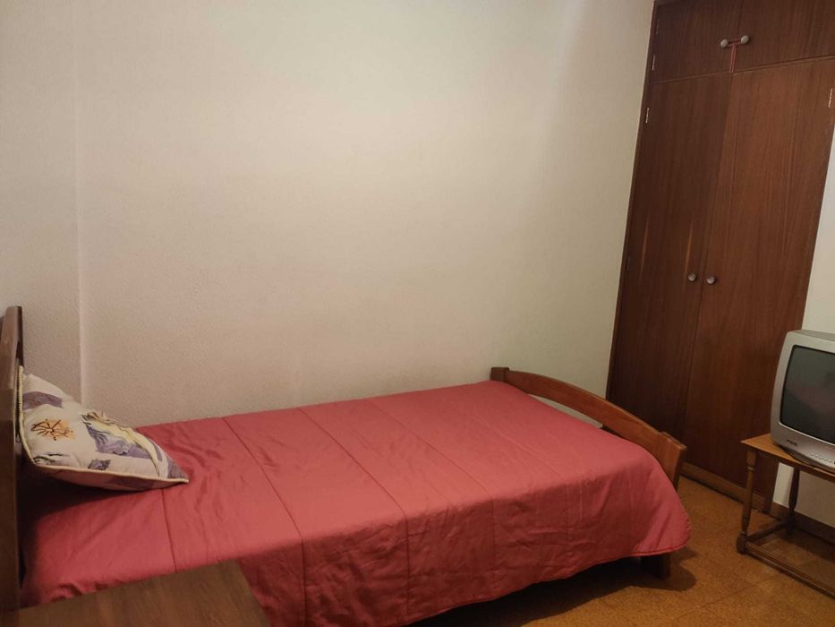 Quarto para estudante, Faro, Bom João
